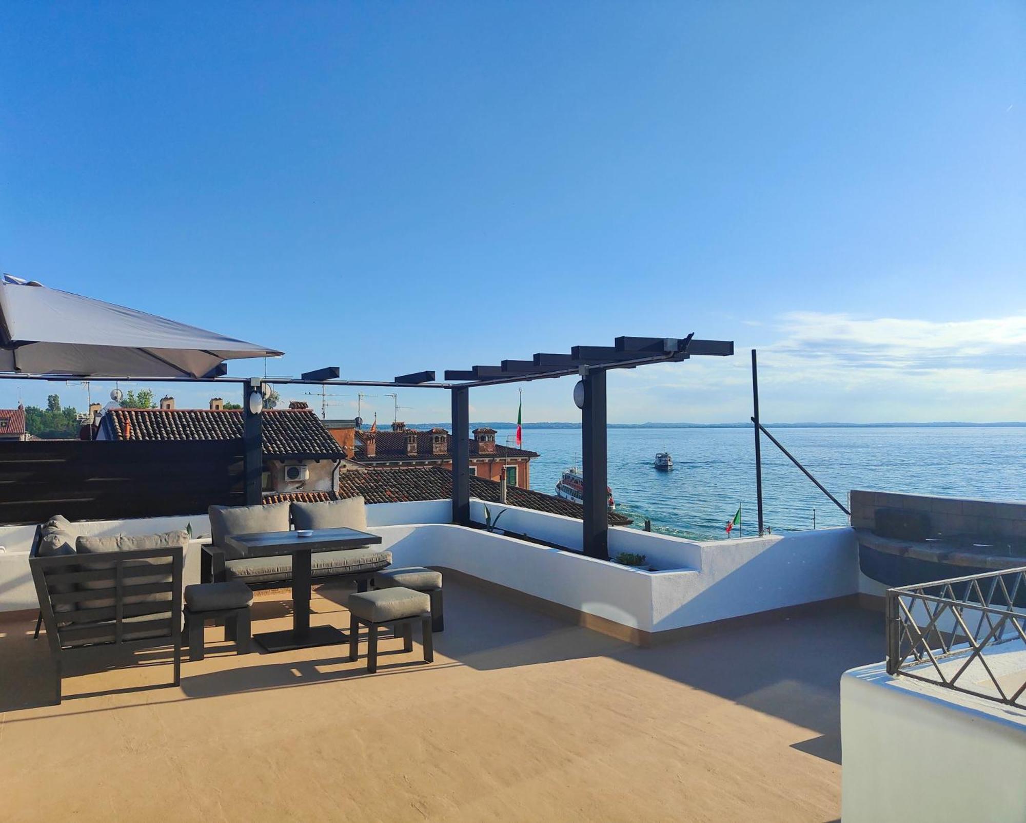Appartamento Con Vista Mozzafiato Lazise Luaran gambar