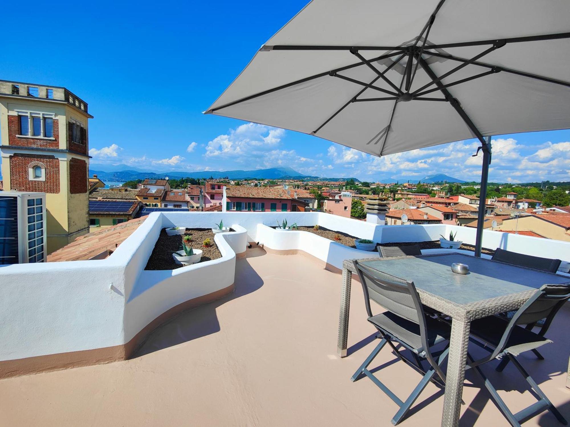 Appartamento Con Vista Mozzafiato Lazise Luaran gambar