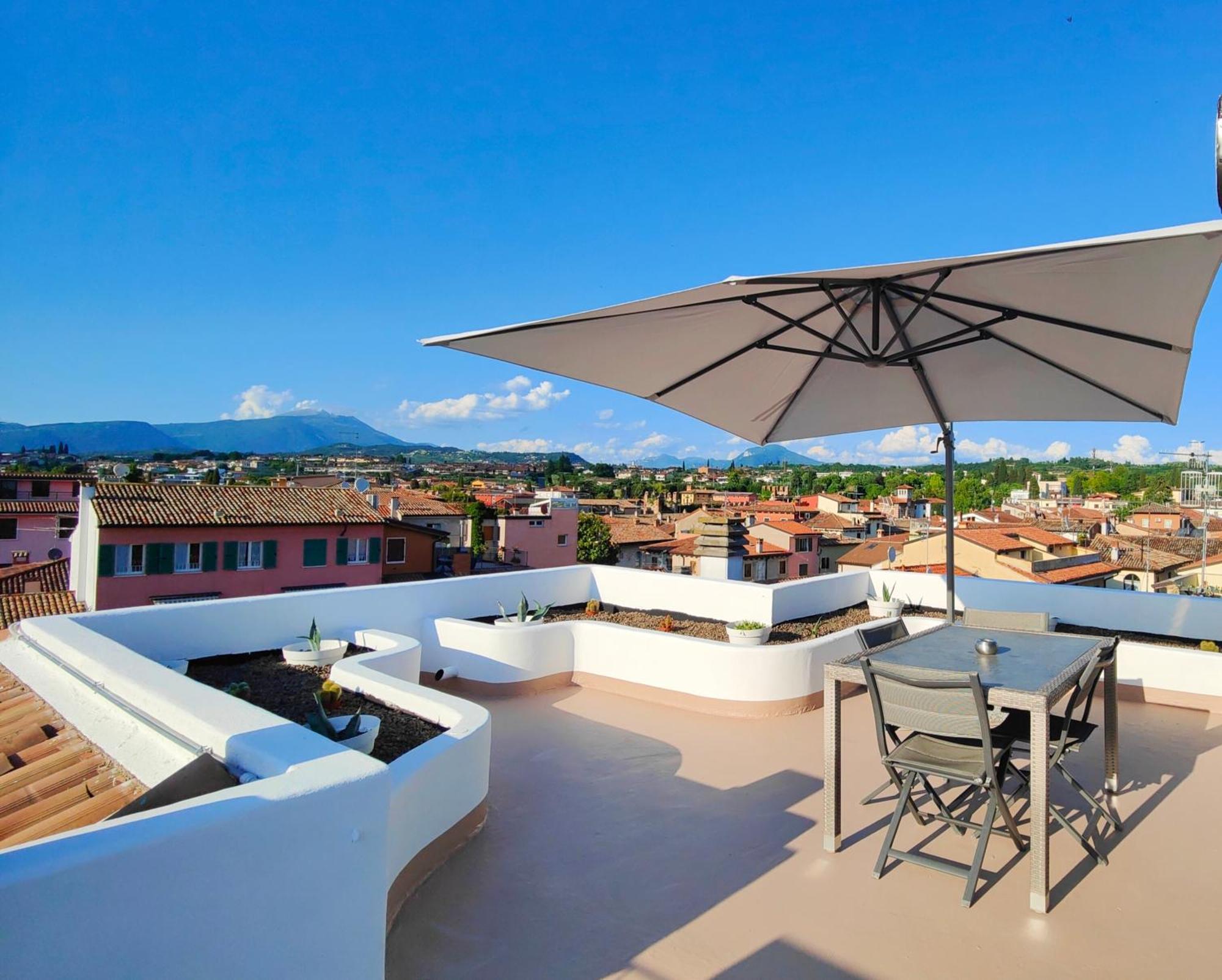 Appartamento Con Vista Mozzafiato Lazise Luaran gambar